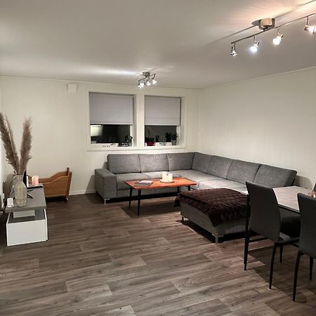 Your Home Away From Home, Apartment 2 Тромсьо Екстериор снимка